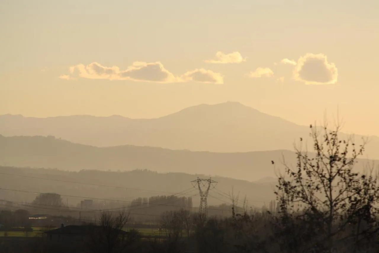 La Torre Di Longara Bed & Breakfast Calderara di Reno Italy